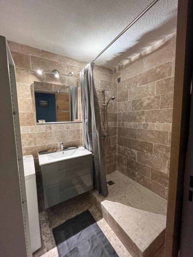 Logement Renove Avec Mobilier 2023 Leilighet Avignon Eksteriør bilde