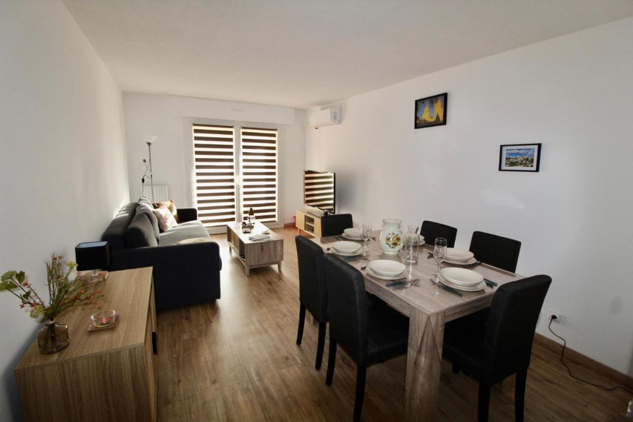 Logement Renove Avec Mobilier 2023 Leilighet Avignon Eksteriør bilde